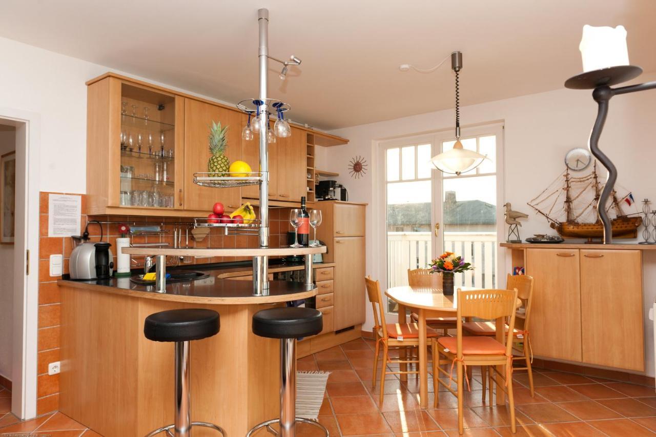 Ostseebad Kühlungsborn Villa Duene Mit Grosser Sonnenterrasse, Kamin, Wlan Und Tiefgarage Fuer 2-4 Personen מראה חיצוני תמונה