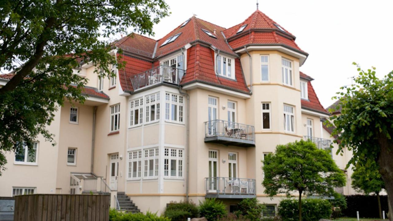 Ostseebad Kühlungsborn Villa Duene Mit Grosser Sonnenterrasse, Kamin, Wlan Und Tiefgarage Fuer 2-4 Personen מראה חיצוני תמונה